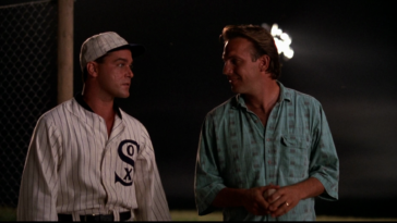 Ray Liotta and Kevin Costner in "Field of Dreams"
