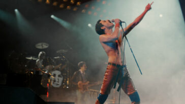 Rami Malek snags a Golden Globe for his role in Bohemian Rhapsody