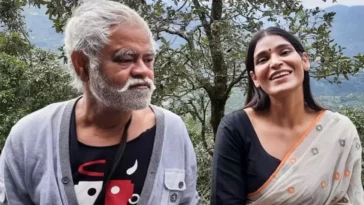 How to watch Samosa And Sons 2023 in the US on JioCinema