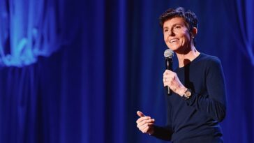 How to watch Tig Notaro Hello Again online