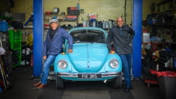 How to watch Dream Car Fixers on UKTV Play