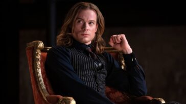 Watch Interview with the Vampire season 2 for free