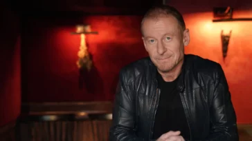 How to watch The Science of Drugs with Richard Roxburgh online