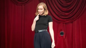 How to watch Hannah Einbinder: Everything Must Go