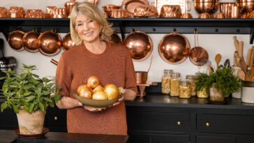 How to watch Martha Cooks Season 5 outside the US on Roku