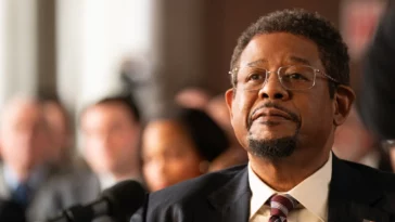 How to watch Emperor of Ocean Park