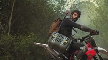 How to watch Apocalypse Z The Beginning of the End