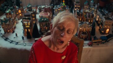 How to watch Christmas Eve in Miller’s Point