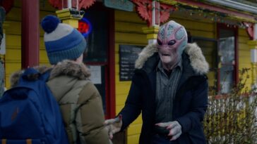 How to watch Resident Alien Season 4