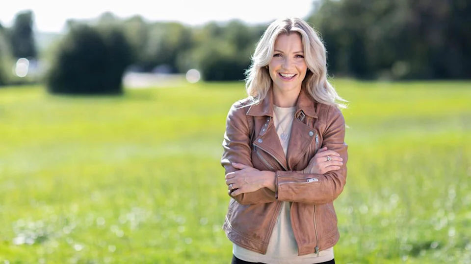 How to watch A Coastal Adventure with Helen, Jules & JB for free