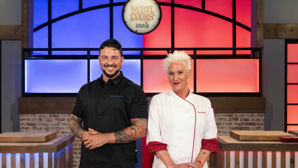 How to watch Worst Cooks in America: Talented & Terrible outside the US