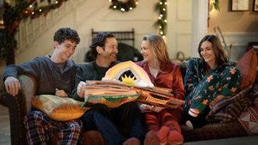How to watch A Merry Little Ex-Mas on Netflix