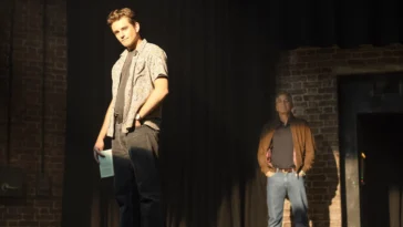 How to watch Jay Kelly (2025)