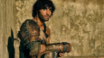 How to watch Spartacus House of Ashur