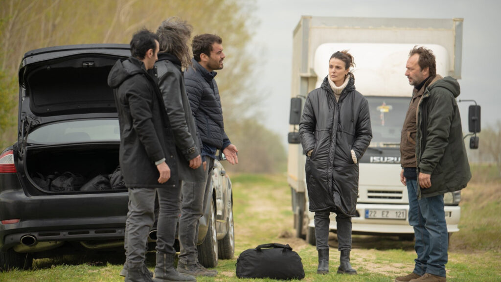 How to watch The Town (Kasaba) on Netflix