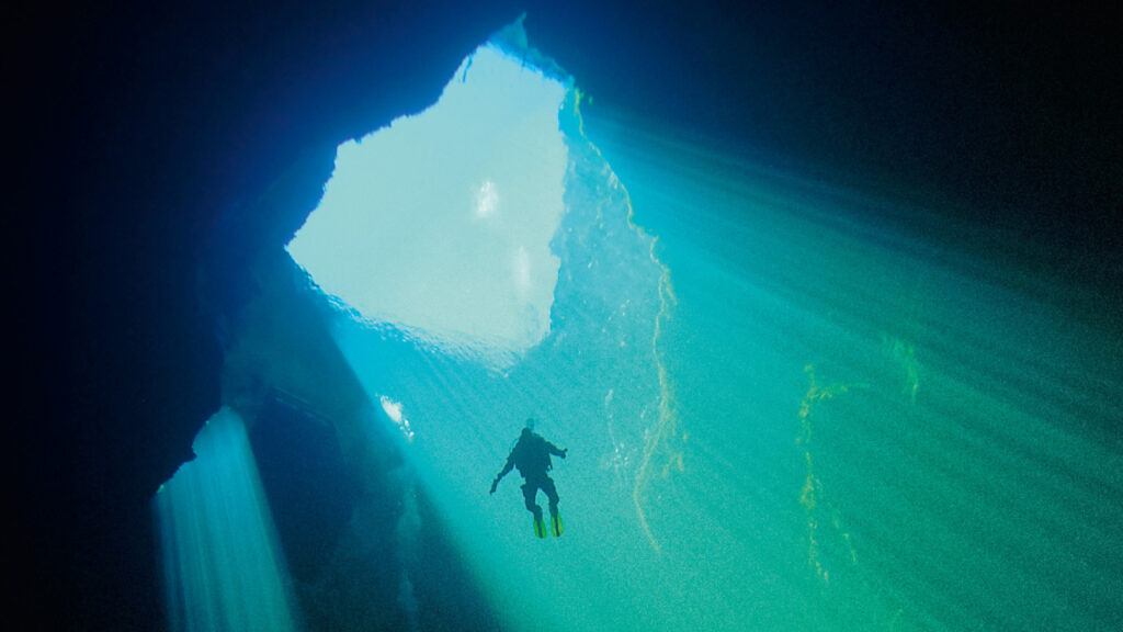 How to watch Deeper (2025) on Netflix from anywhere