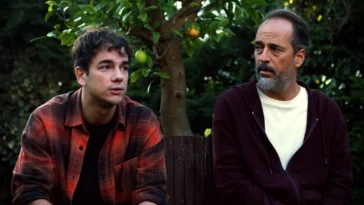 How to watch İlk ve Son season 3