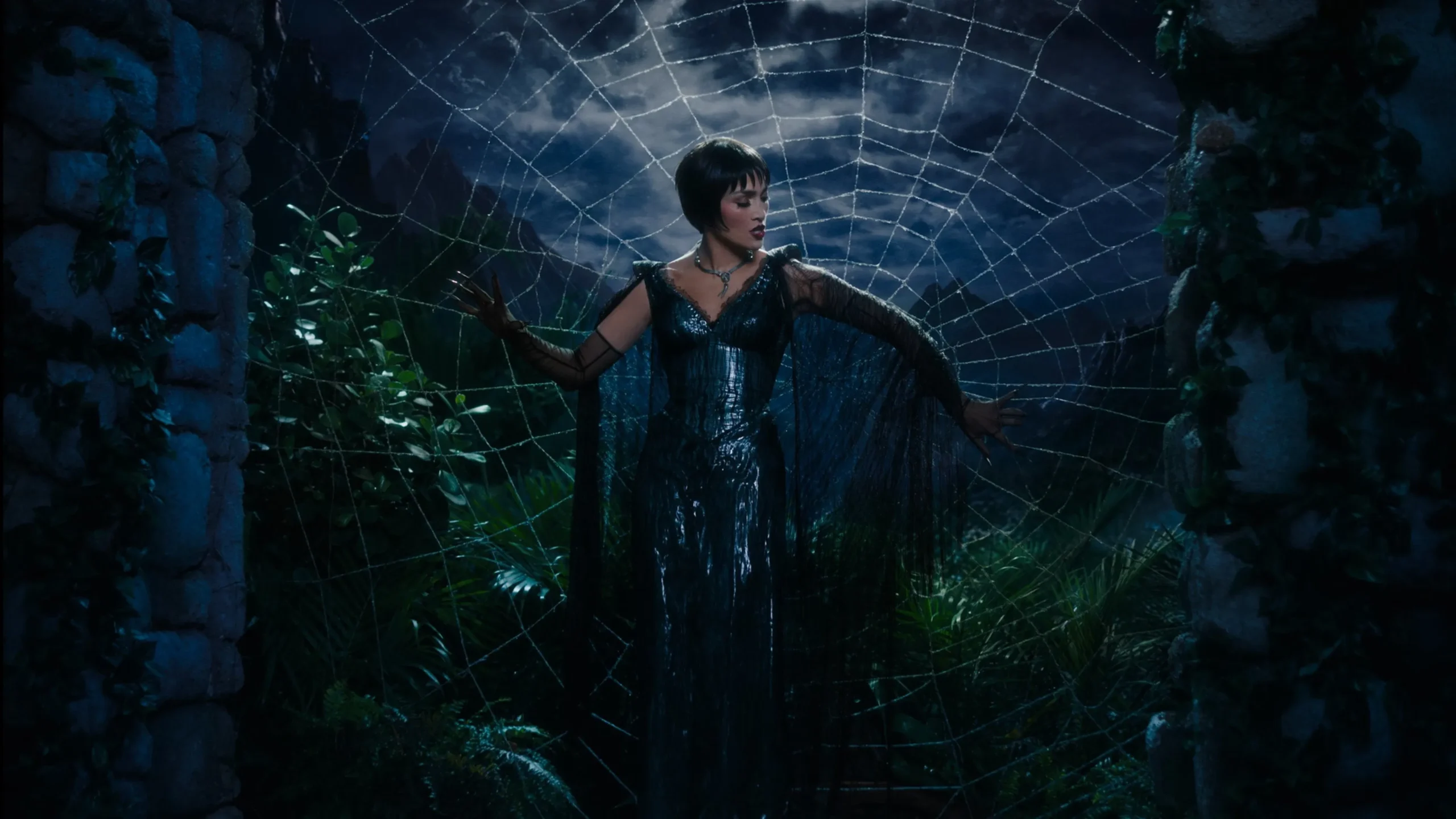 How to watch Kiss of the Spider Woman