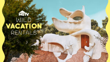How to watch Wild Vacation Rentals