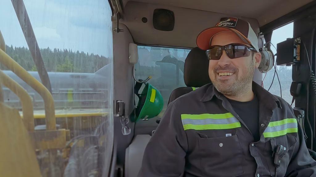 How to watch Vie de chantier Season 6 outside Canada