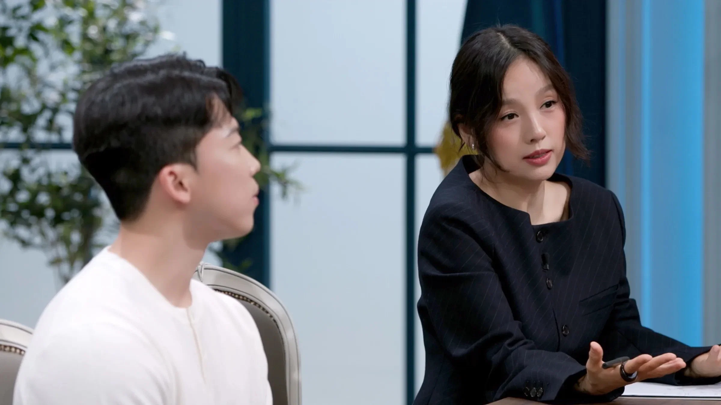 How to watch Love War