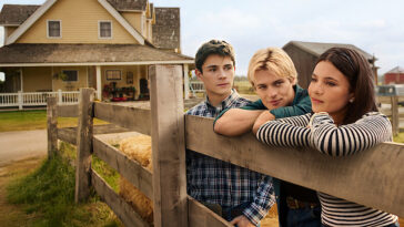 How to watch My Life with the Walter Boys Season 3