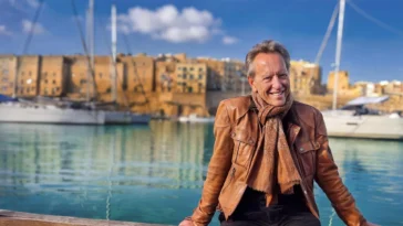 How to Stream Richard E. Grant's Very Modern Odyssey