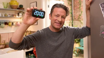 How to watch Jamie’s 20 Minute Meals