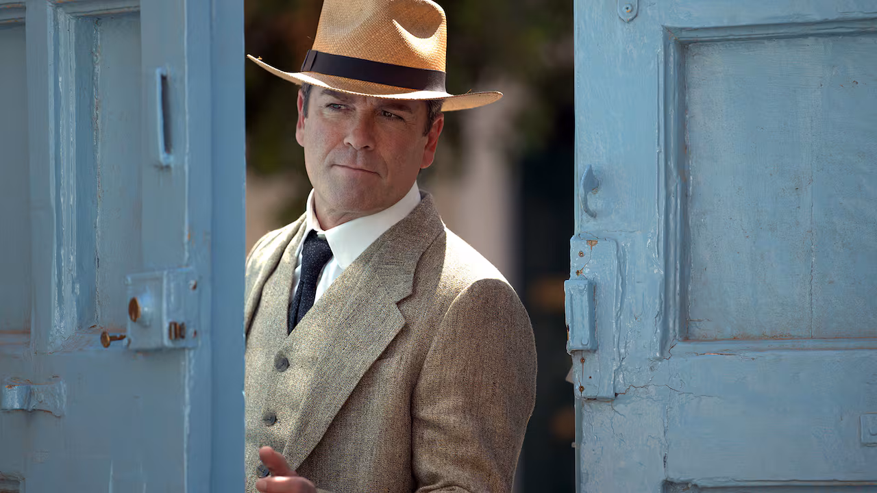 How to watch Murdoch Mysteries Season 20